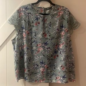 Shein Curve NWOT floral shirt sleeve top 3XL